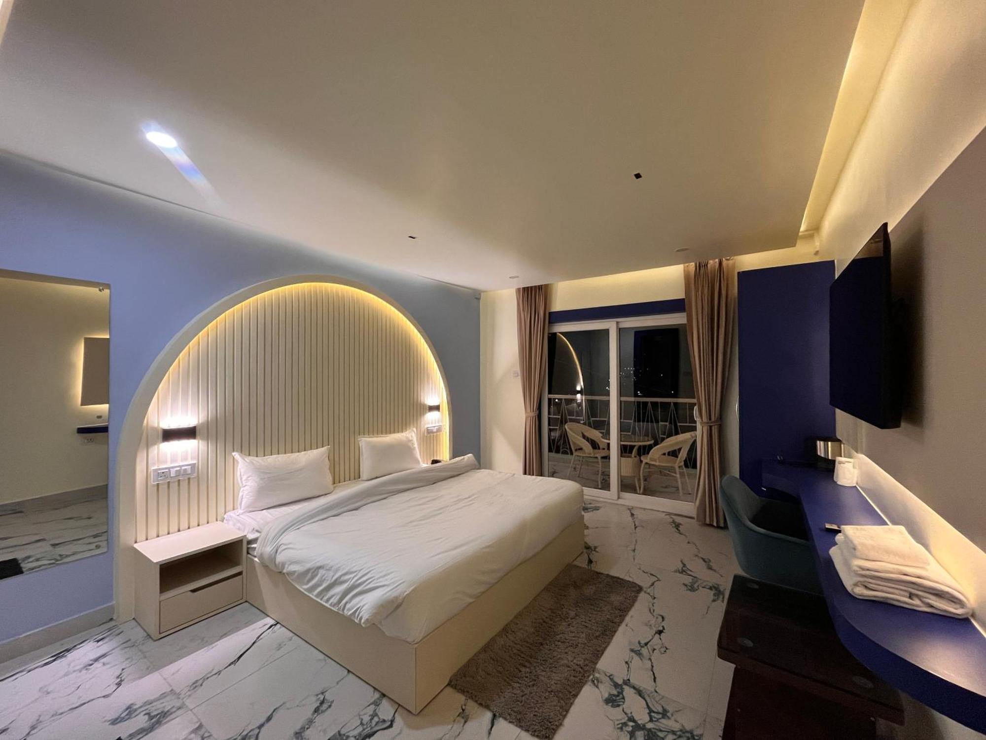 Spruce Hill Hotel & Restro Nainital Extérieur photo