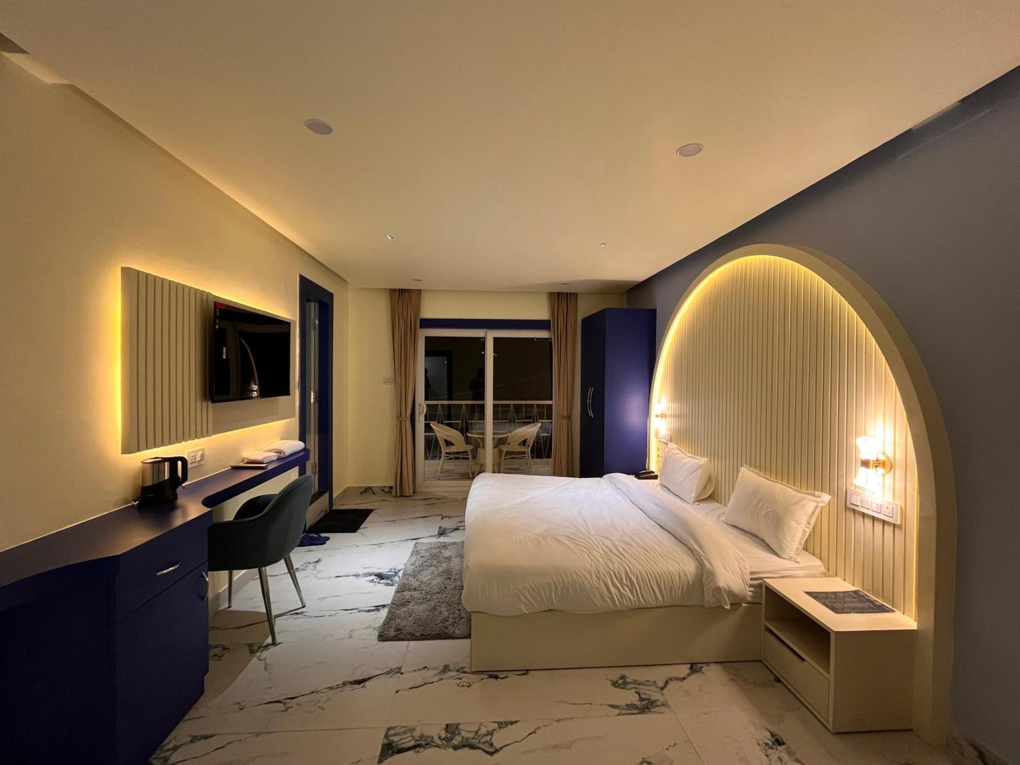 Spruce Hill Hotel & Restro Nainital Extérieur photo