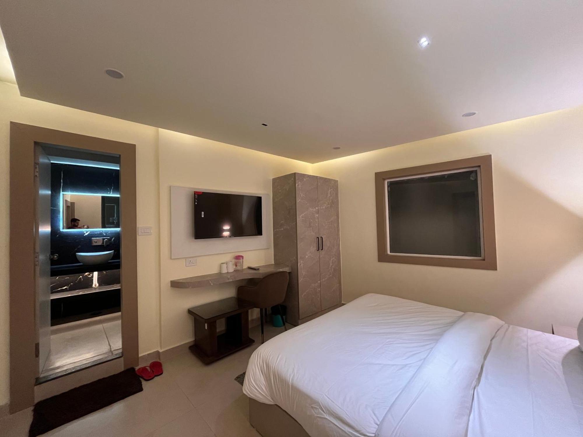Spruce Hill Hotel & Restro Nainital Extérieur photo